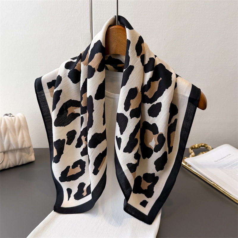 Leopard print spring-summer 70 - Face Scarf Mask 评论和价格